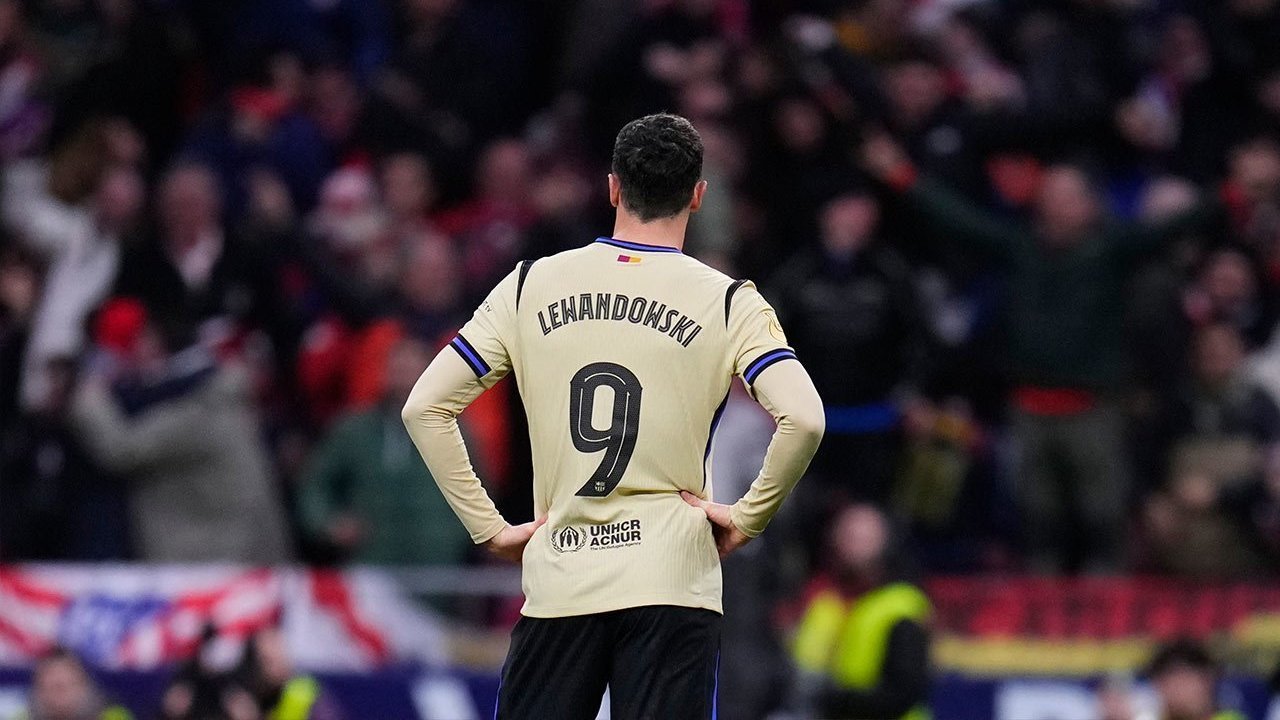 Robert Lewandowski Dikabarkan Cari Tantangan Baru, Manchester United Disebut Bisa Jadi Tujuan Menarik