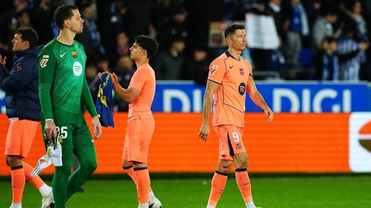 Barcelona Dinilai Kehilangan Fokus Saat Tumbang di Kandang Alaves